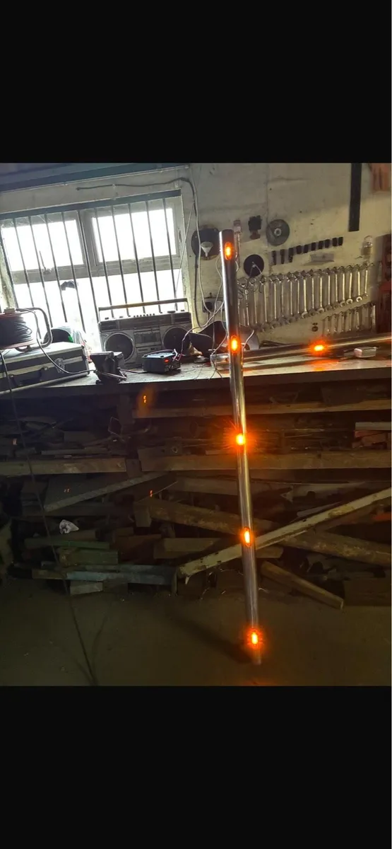 Side Light Bar For Sale - Image 1