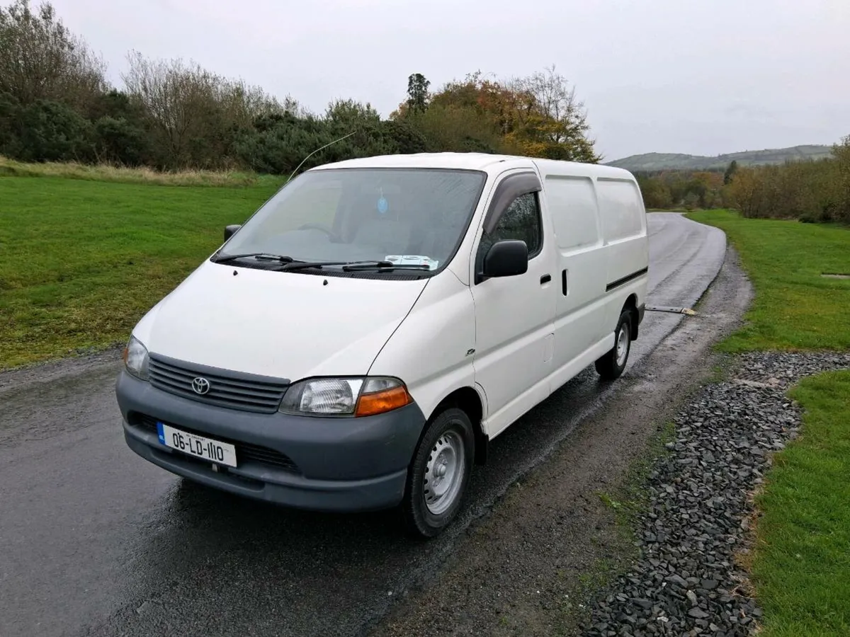 2006 hiace van €4150 - Image 2