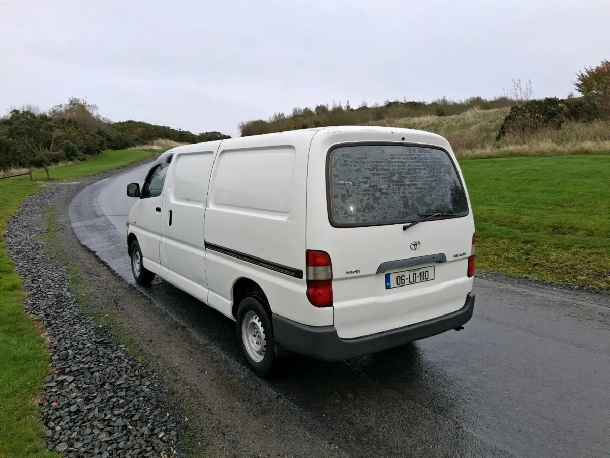 2006 hiace van €4150 - Image 3