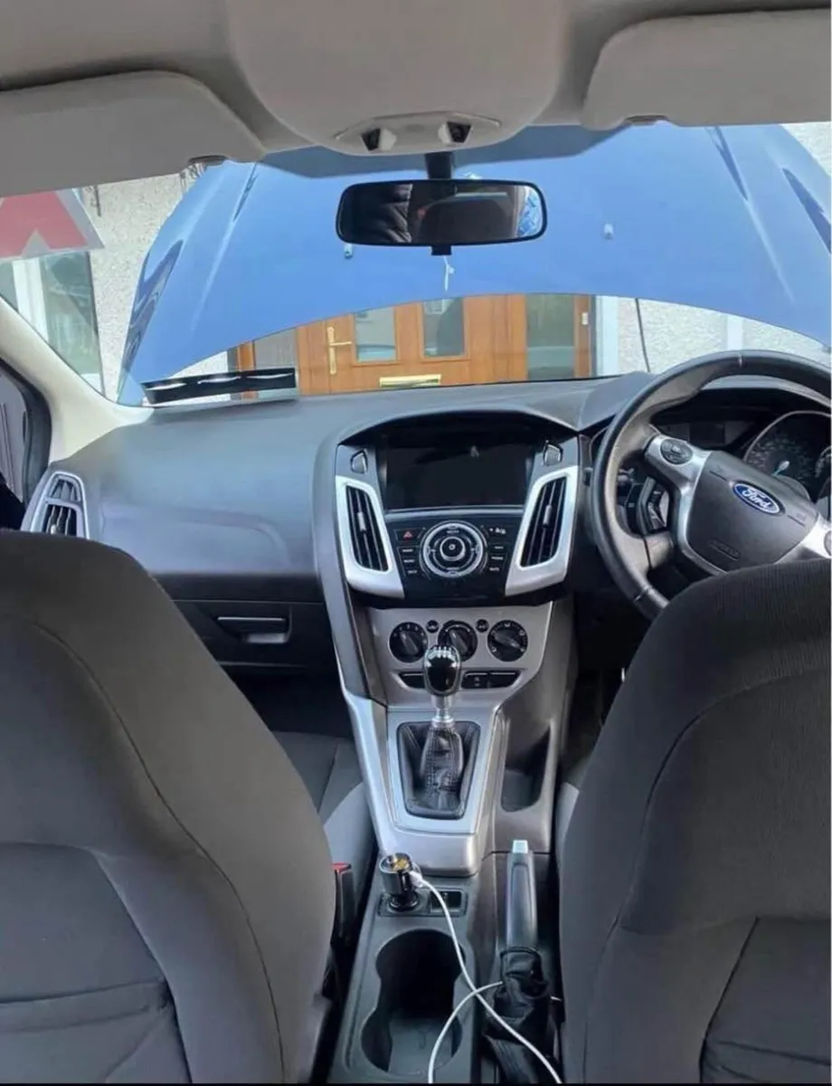 Ford focus - Image 2