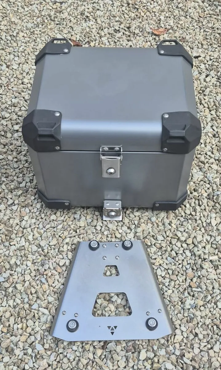 Metal Pannier Set (Bumot) for BMW - Image 4