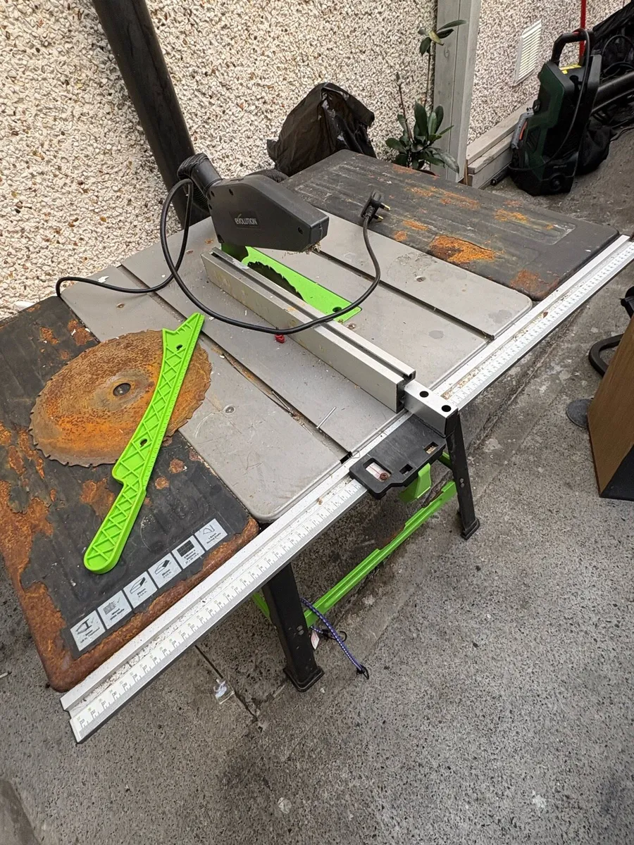 Table saw - Image 3