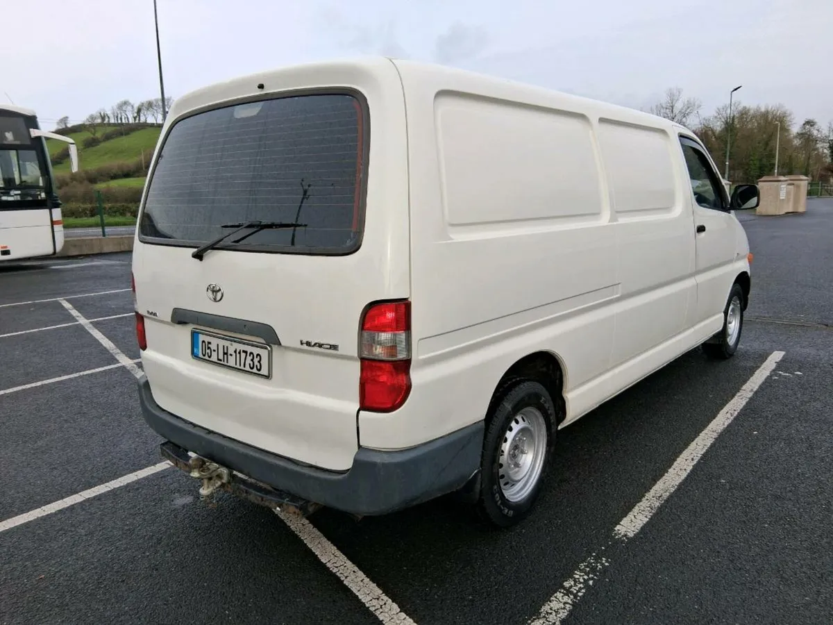 2005 hiace van €3450 - Image 4