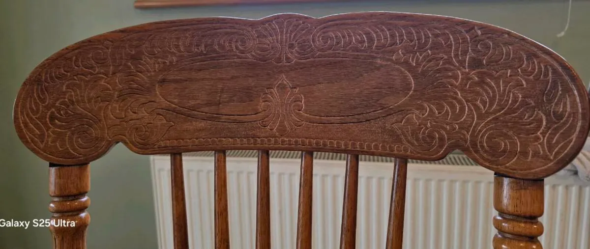 Kitchen  Table and Chairs - Image 2
