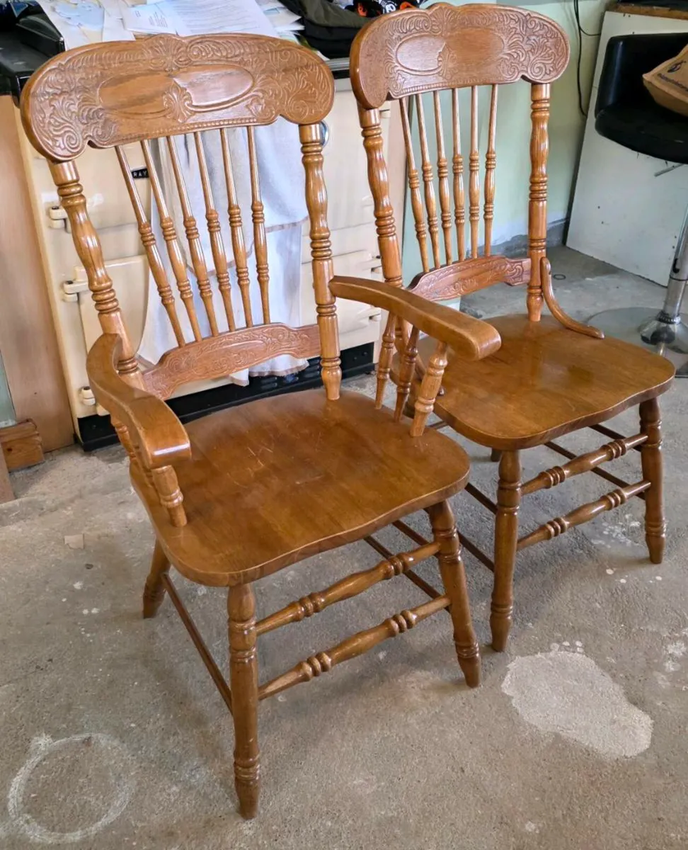 Kitchen  Table and Chairs - Image 3