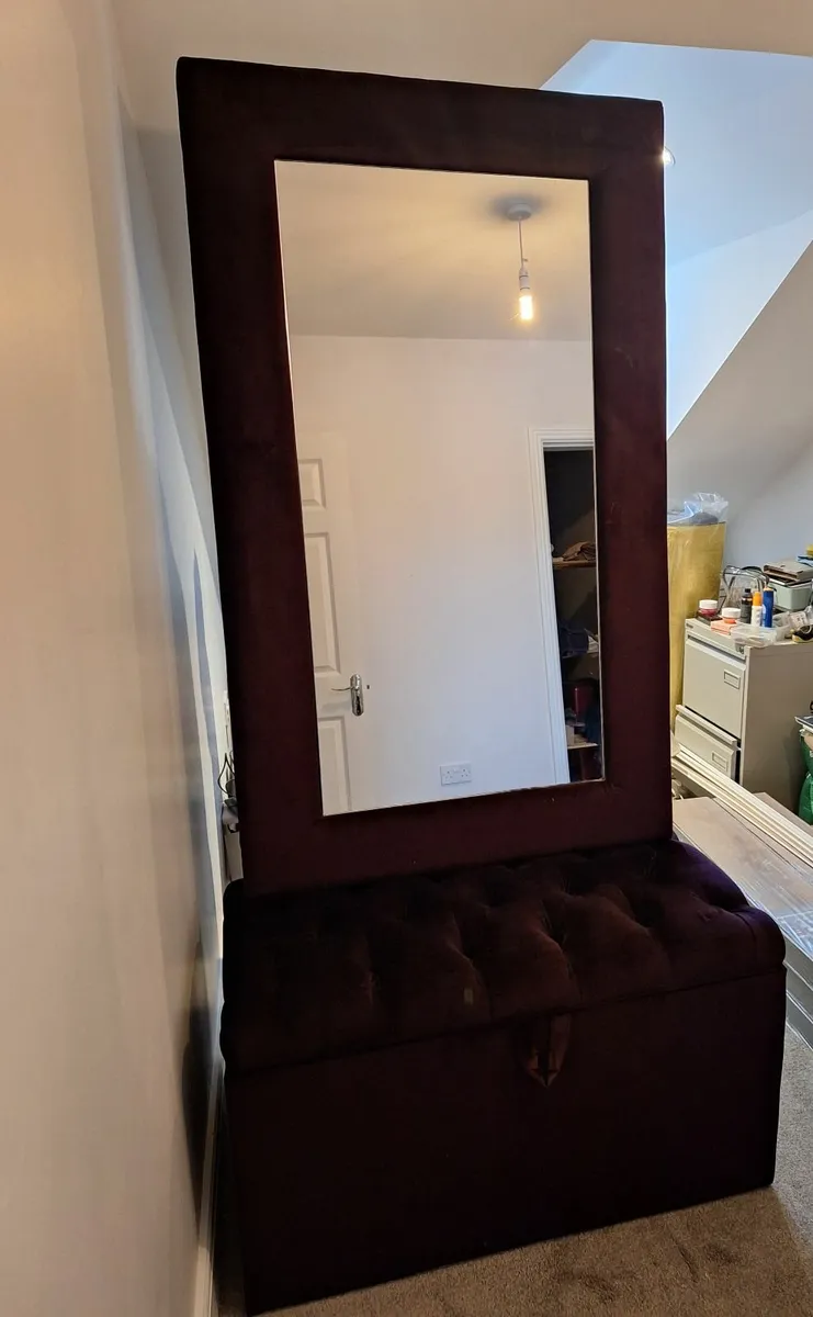 Bedroom Set - Image 2