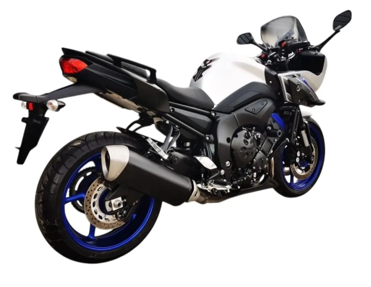 Yamaha FZ8 Fazer “Raceblue Edition” - Image 3
