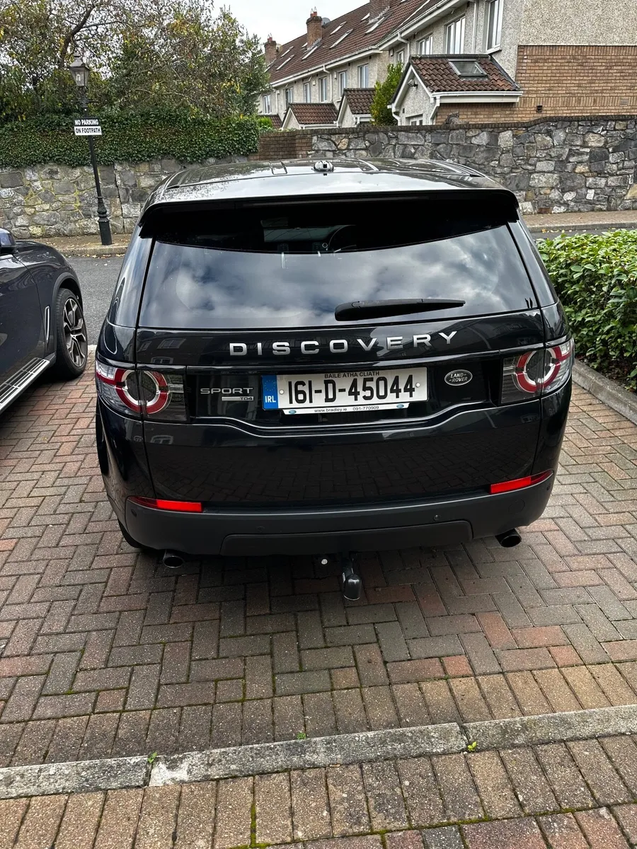 Land Rover Discovery Sport 2016 - Image 4