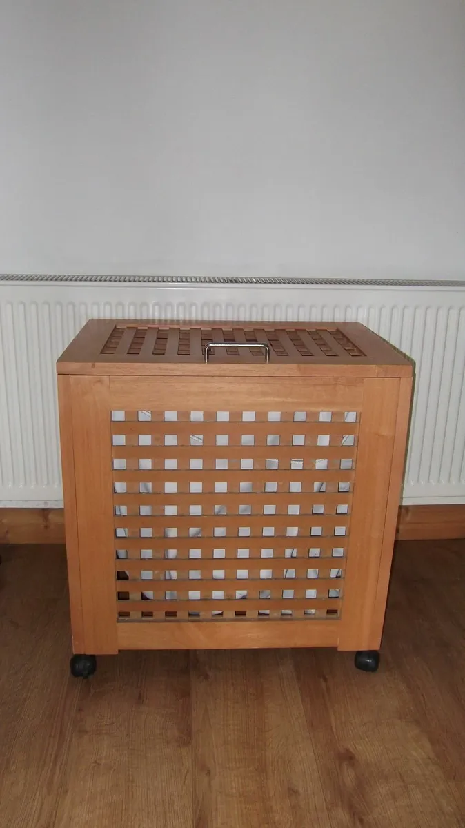 Laundry hamper - Image 2