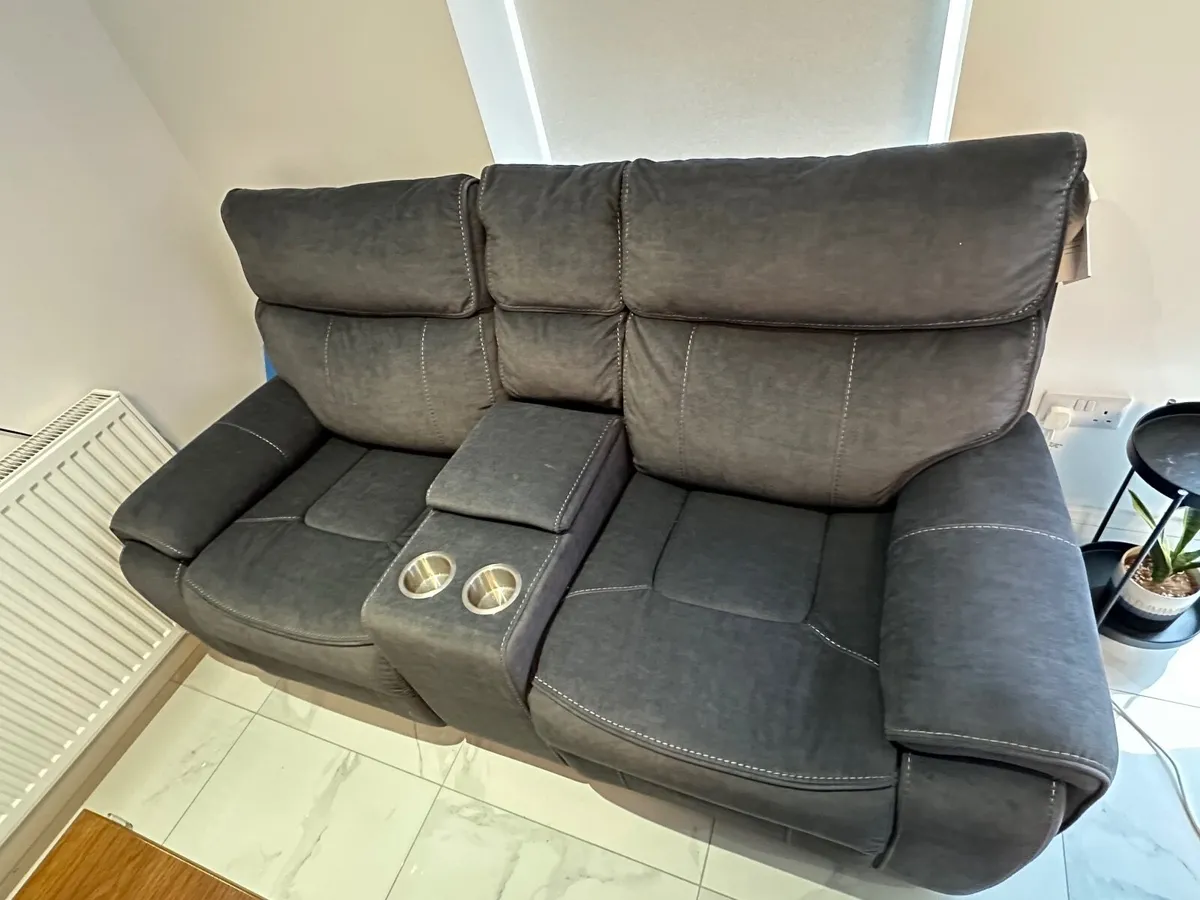 2 seater Electric Recliner Sofa - Image 3