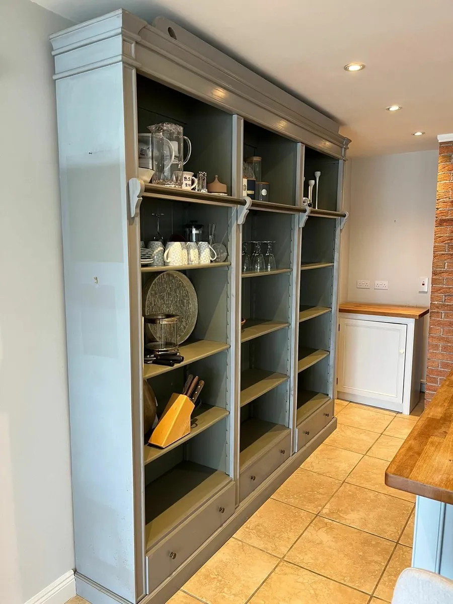 Kitchen Units plus gas cooker for Sale - Image 1