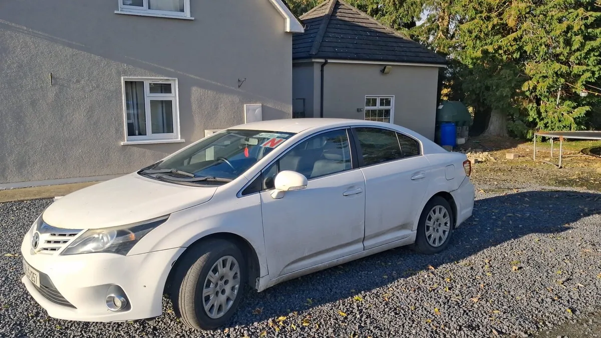 131 Toyota Avensis for sale - Image 1