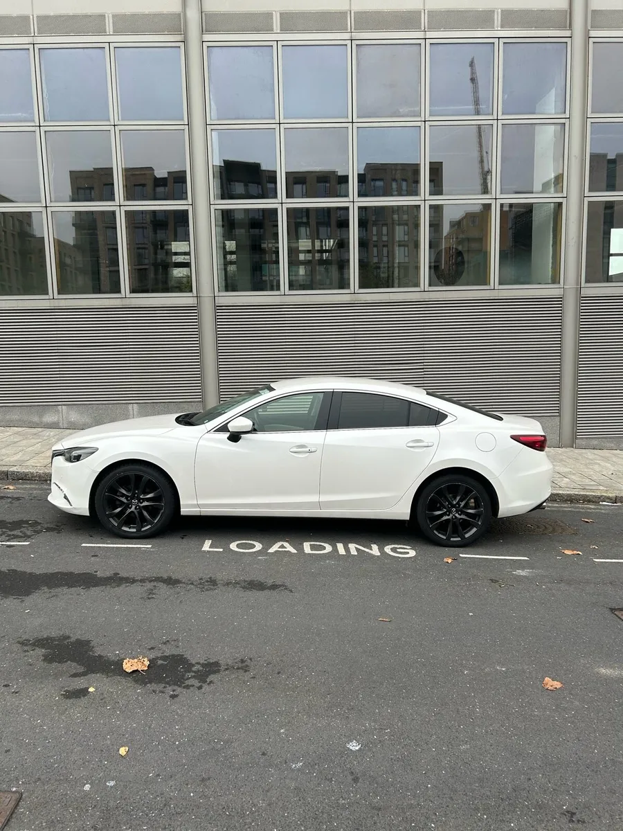 White 151 Mazda6 2.2 SportNav - Image 4