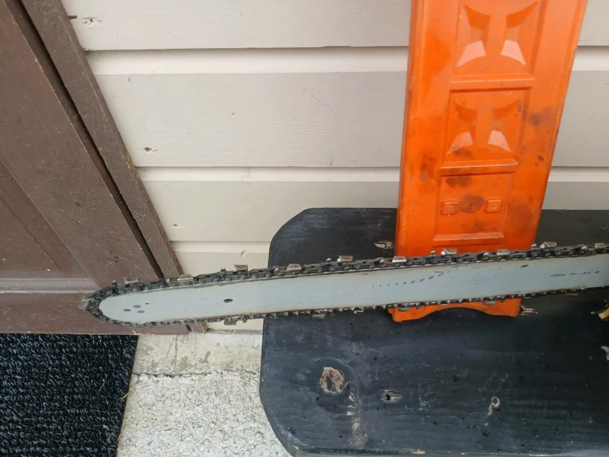 Stihl  025 chainsaw - Image 4