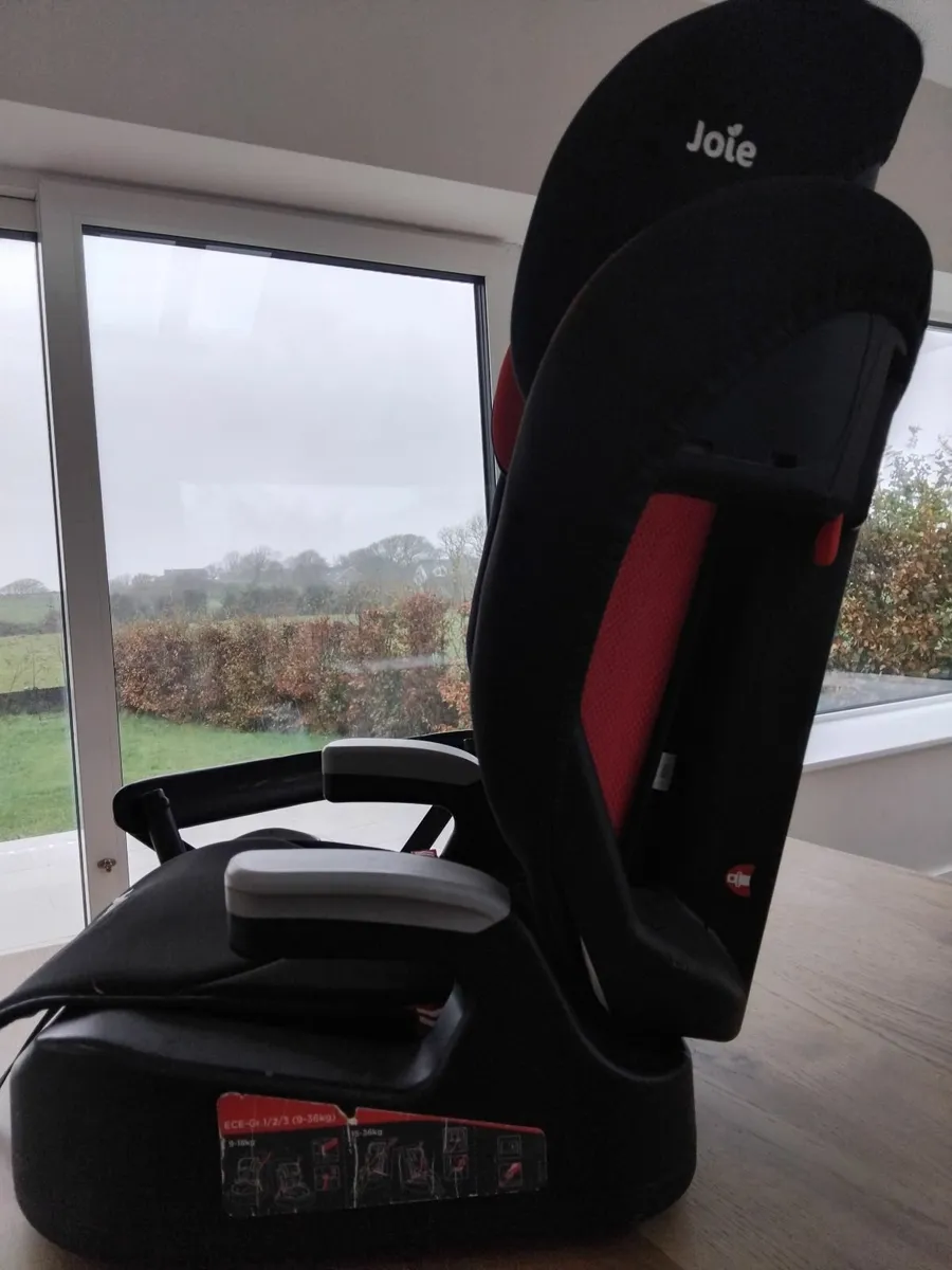 Car seat - Image 2