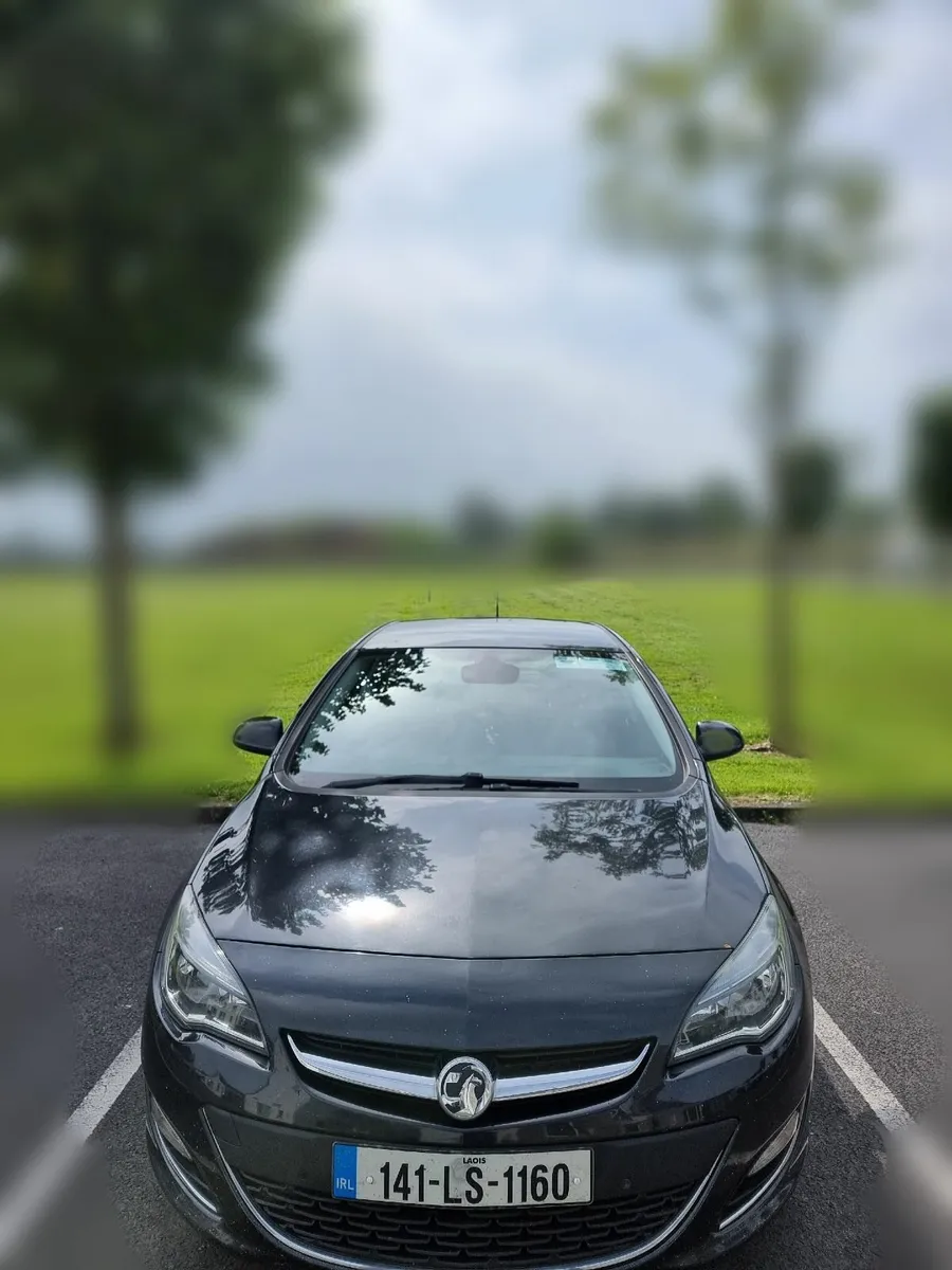 Vauxhall Astra 2014 - Image 1