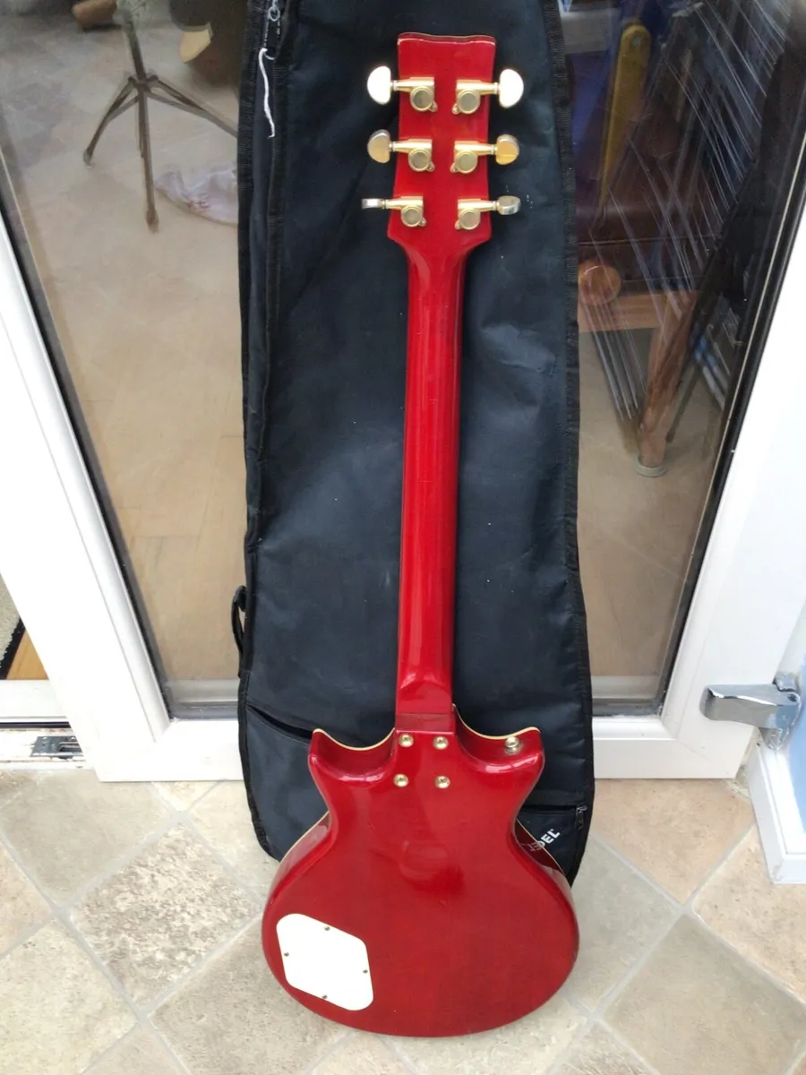 Guitar - Image 2