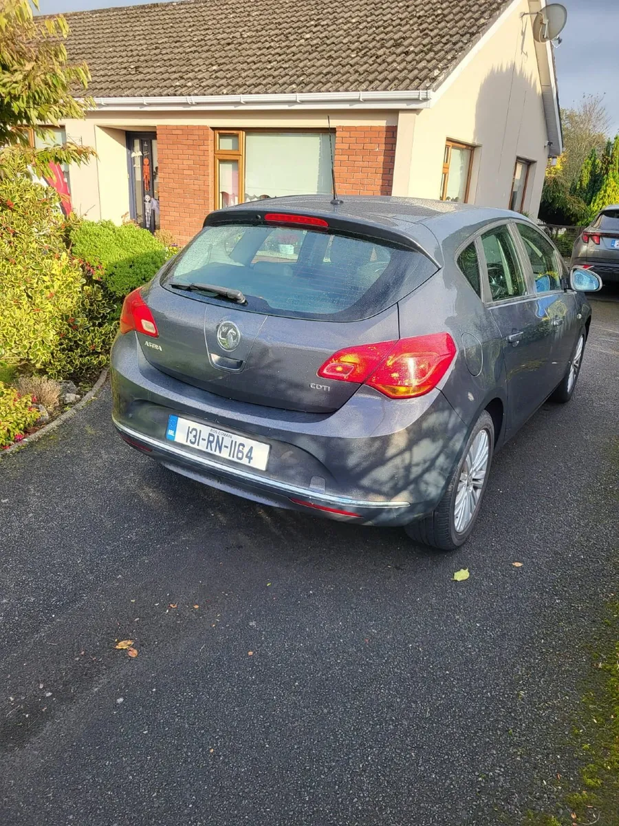 Vauxhall Astra 2013 - Image 4