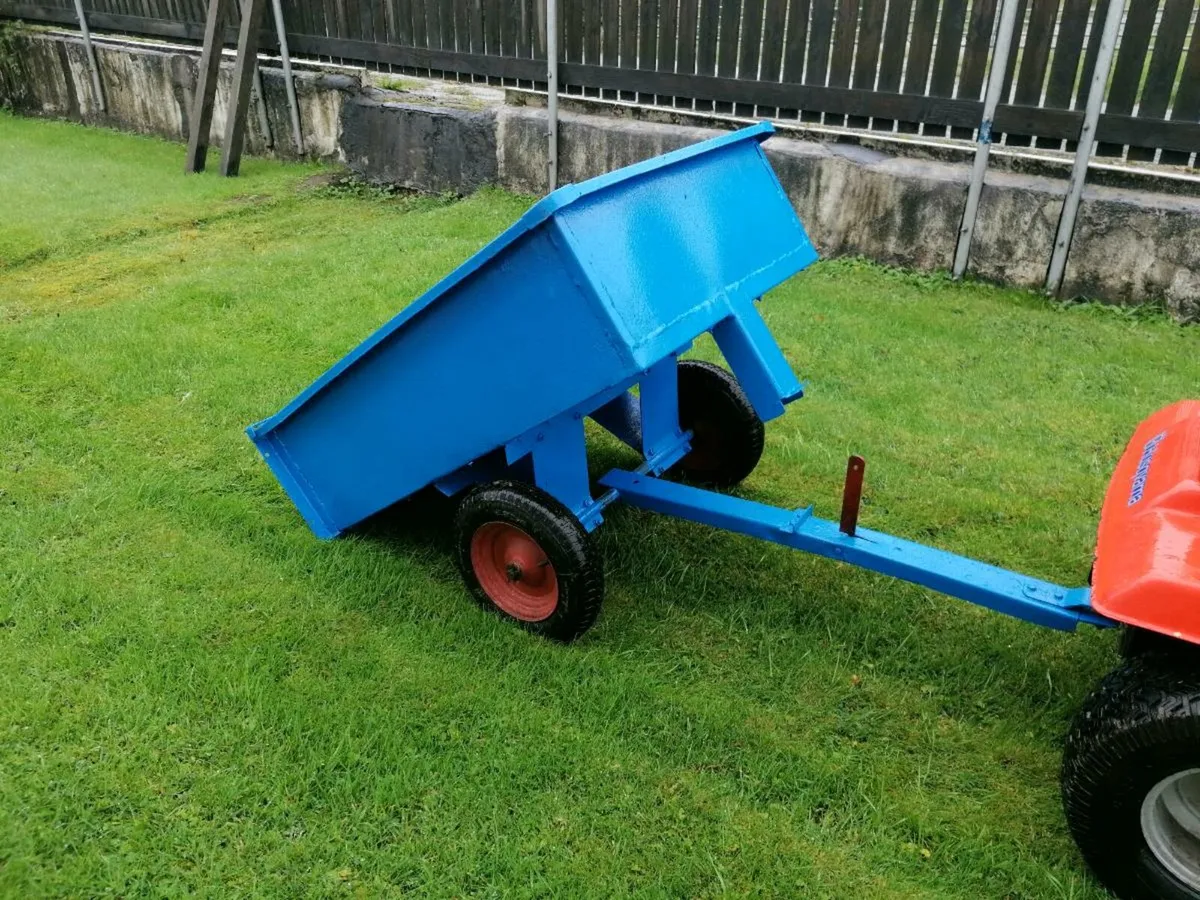 Garden Tractor and Tipping Trailer - Image 4