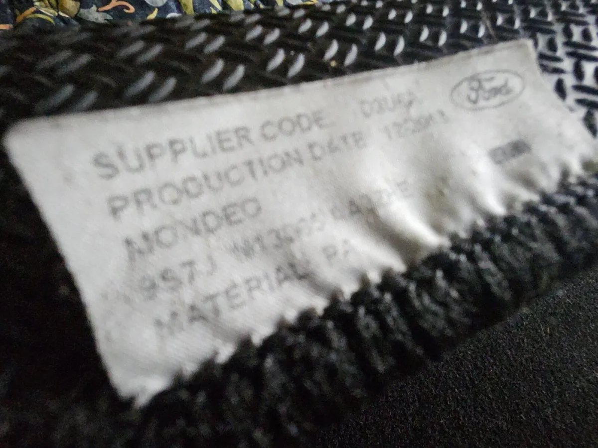 Ford Mondeo 2010-2014 Boot Mat Genuine Ford - Image 2
