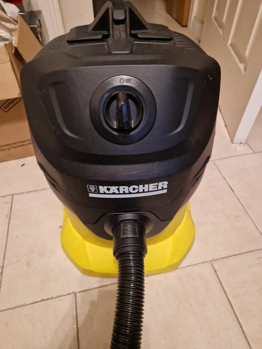 KARCHER Vacuum Cleaner Model KNT 4, Excellent Cond - Image 1