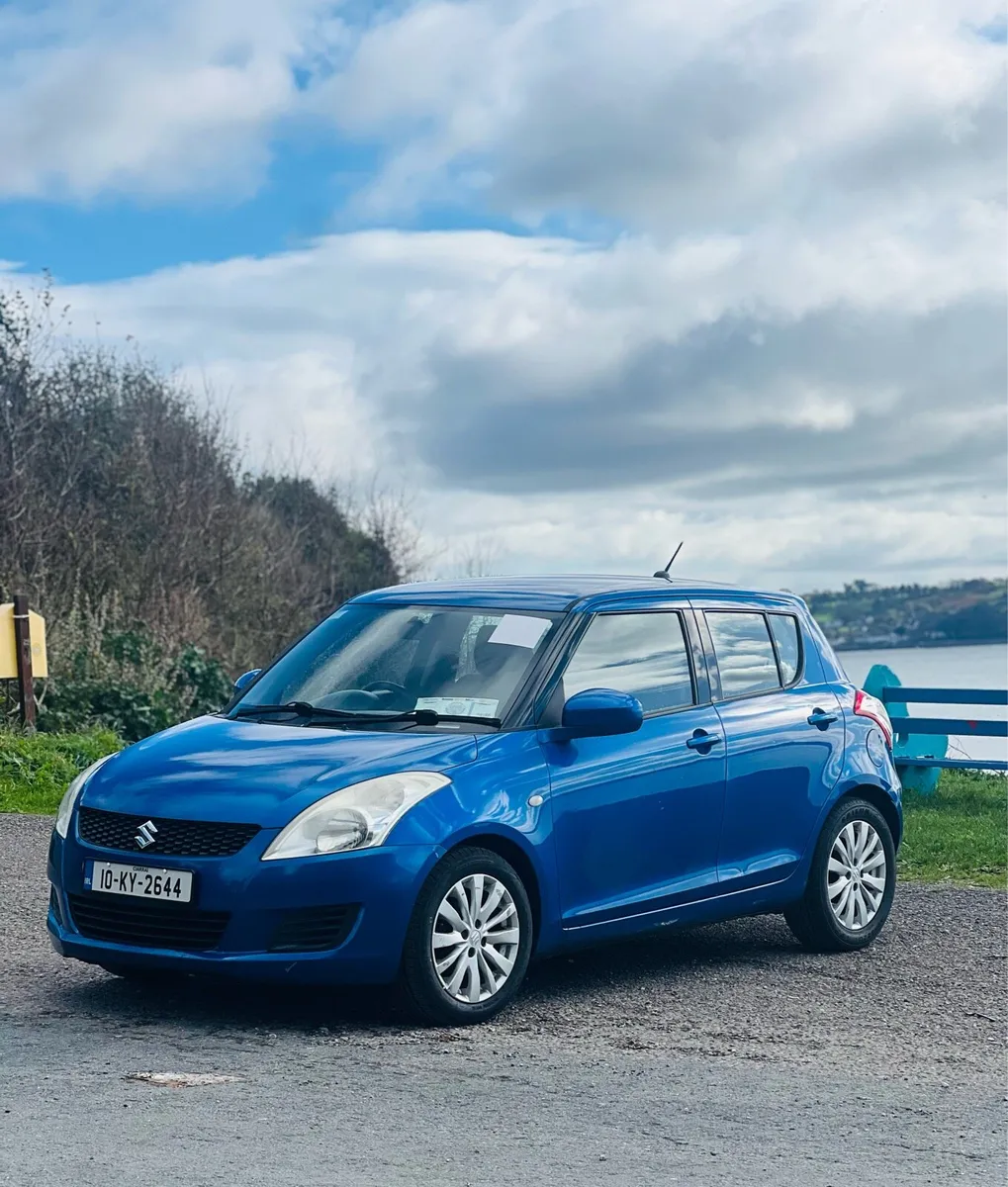 Suzuki Swift 2010 - Image 1