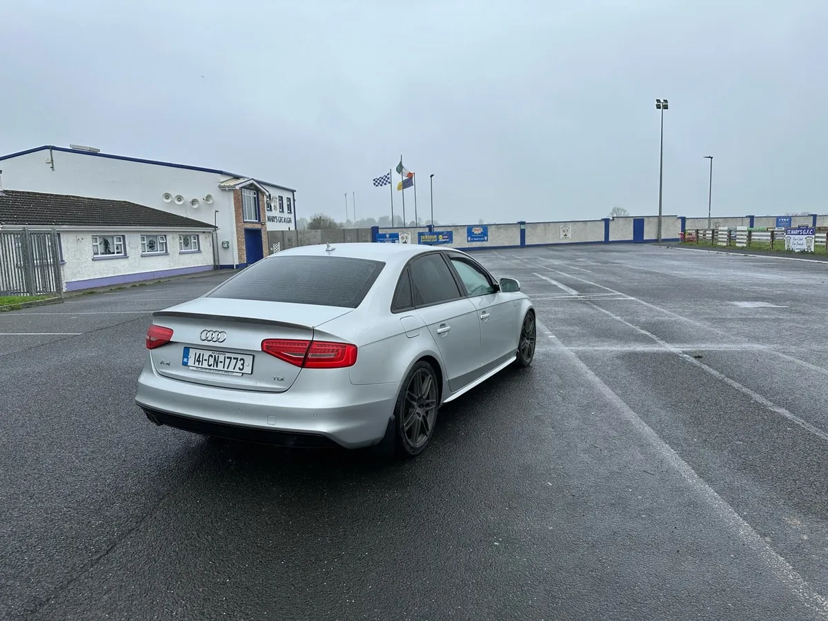 Audi a4 S-line 2014 - Image 4