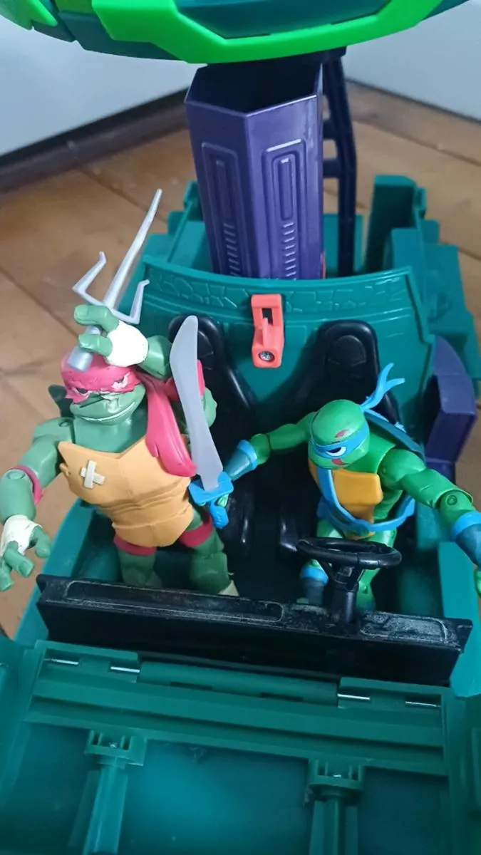 Ninja Turtles Tank - Image 2