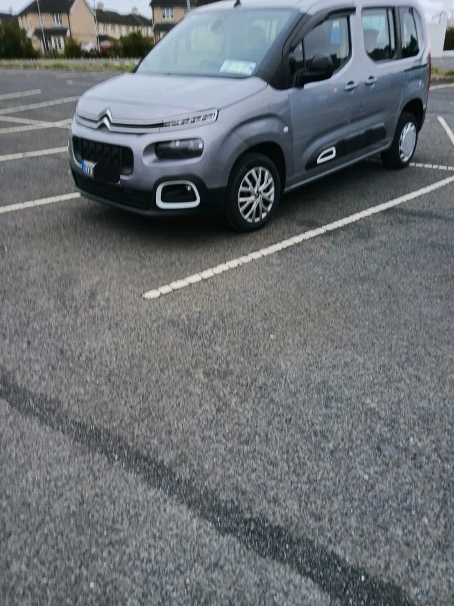 Taxi citreon berlingo multispace - Image 2