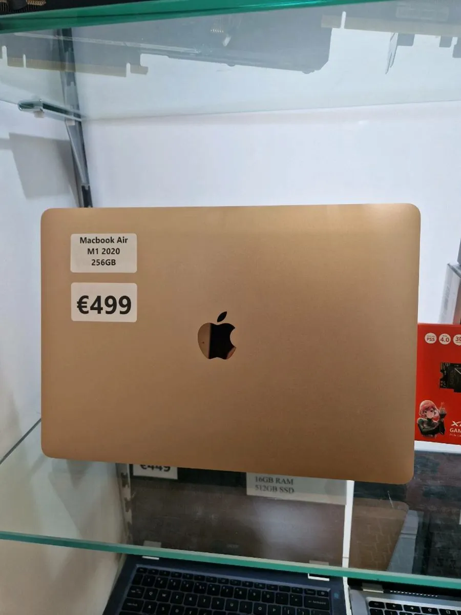 Macbook Air M1 2020 - Image 1