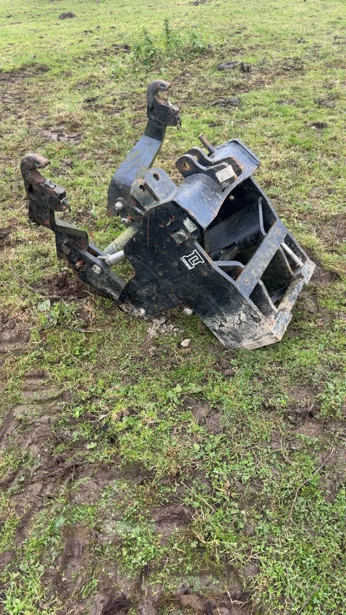 Front linkage - Image 3