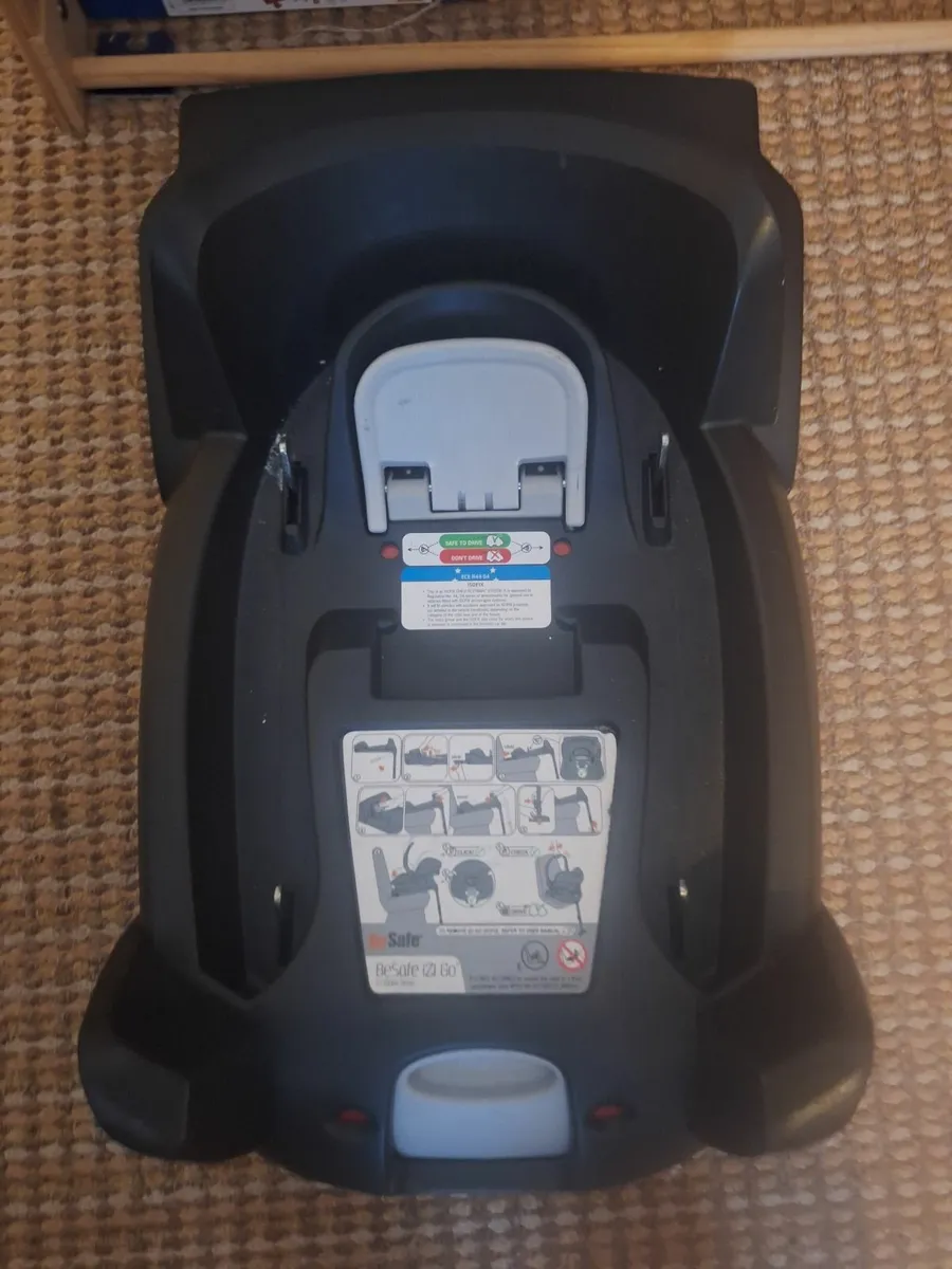 Baby car seat - Image 2