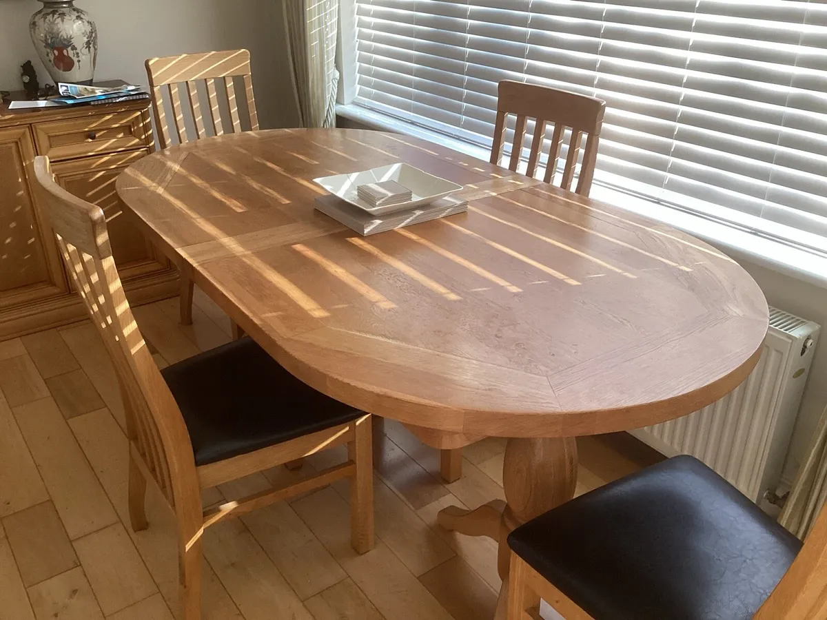 Dining Room Table - Image 1