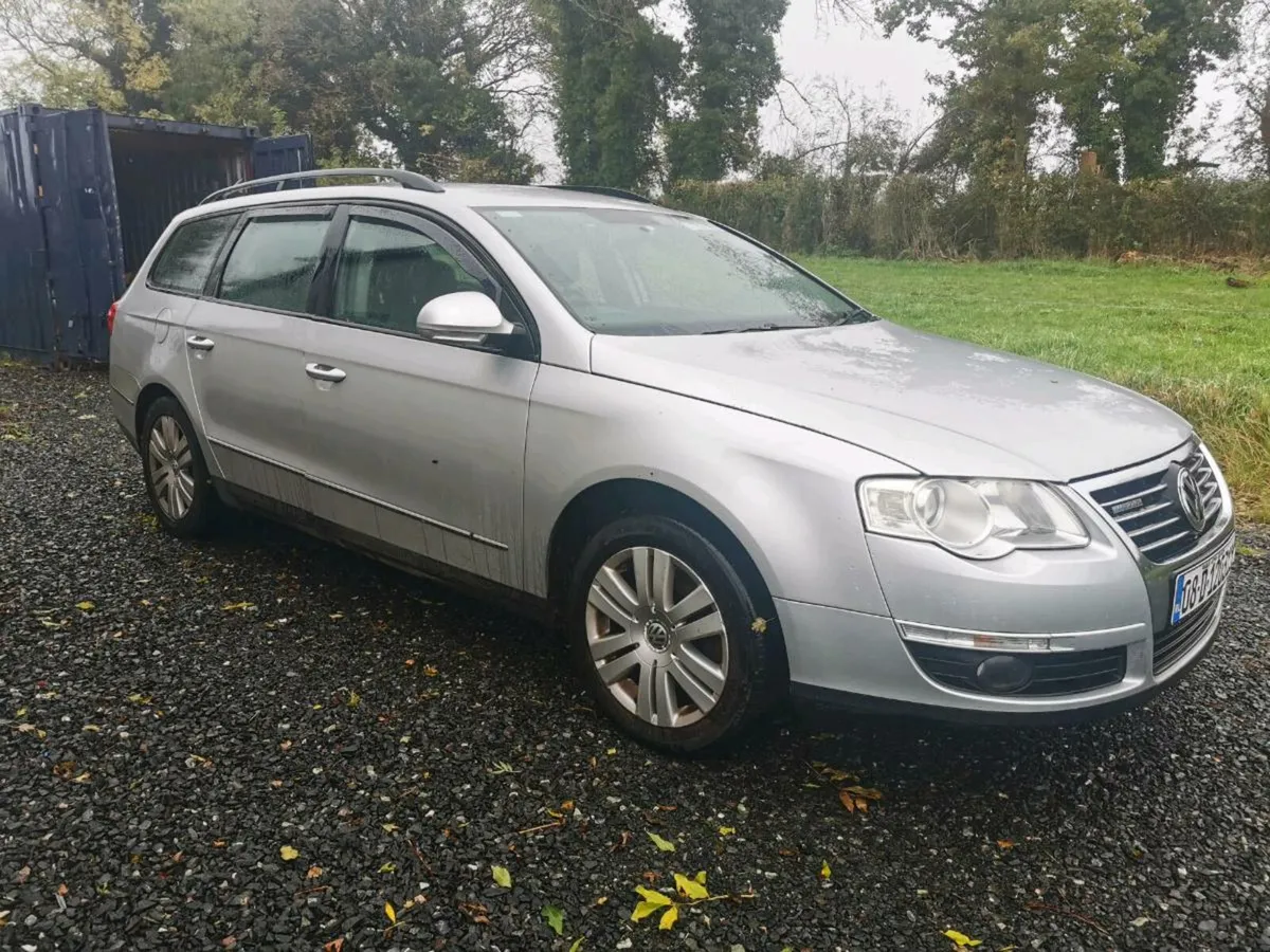 Volkswagen Passat Estate - Image 2