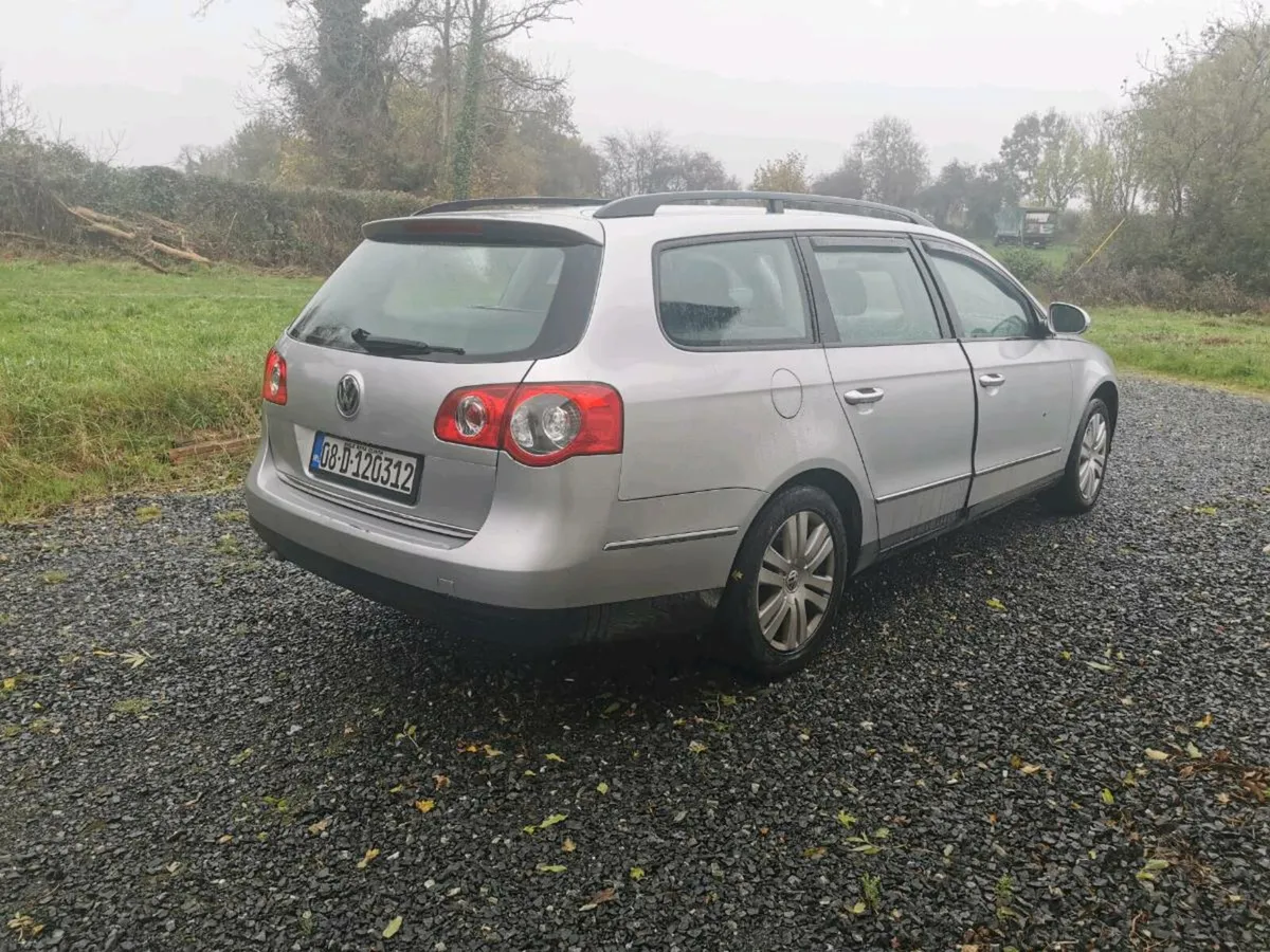 Volkswagen Passat Estate - Image 3