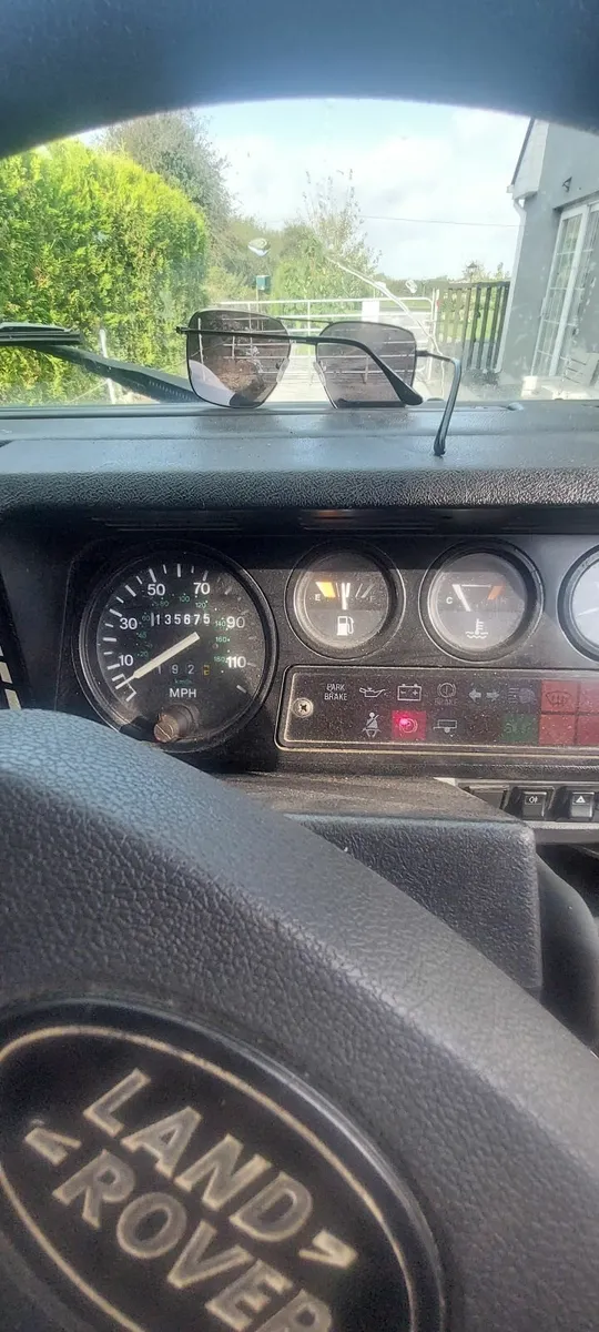 Land Rover Defender 1998 - Image 3