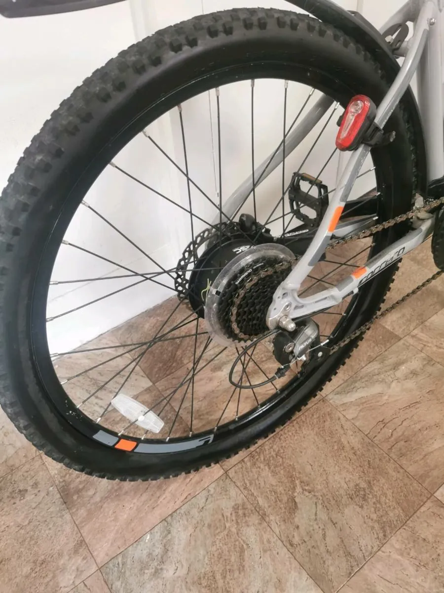 E bike - Image 4