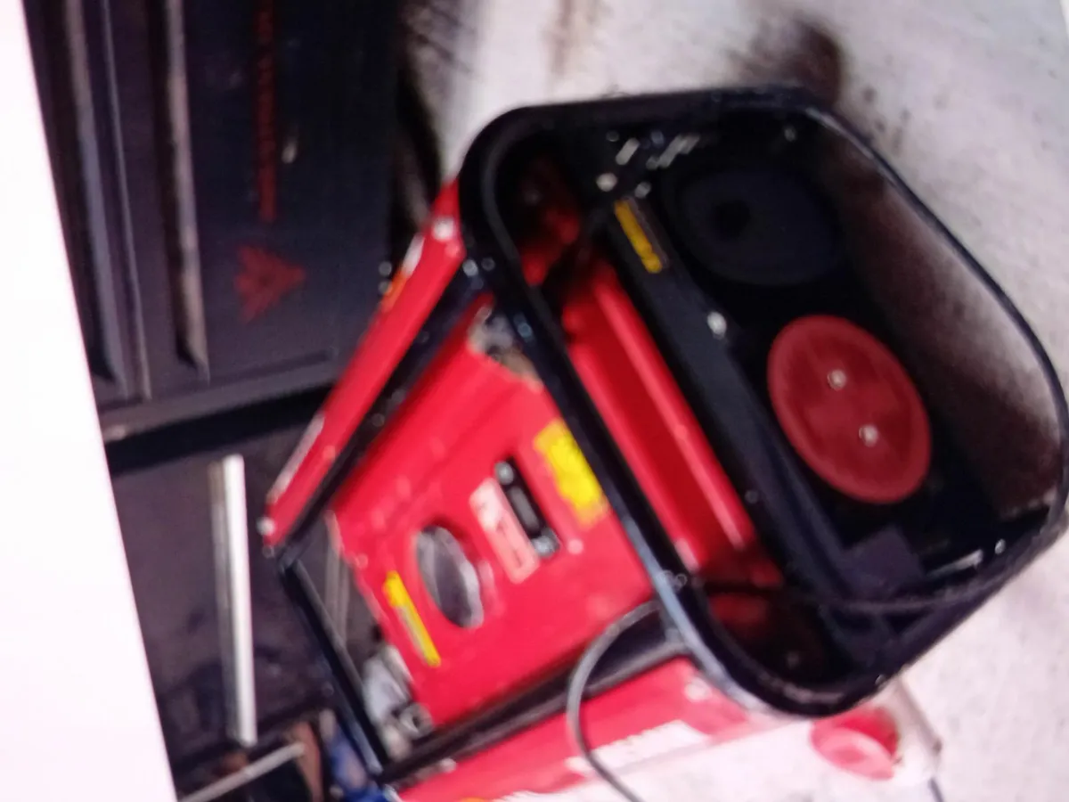 German 3kw generator - Image 4
