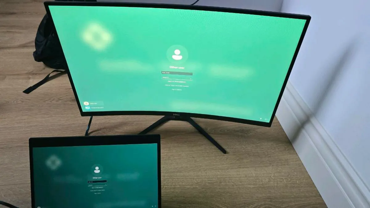 Computer monitor - Image 2