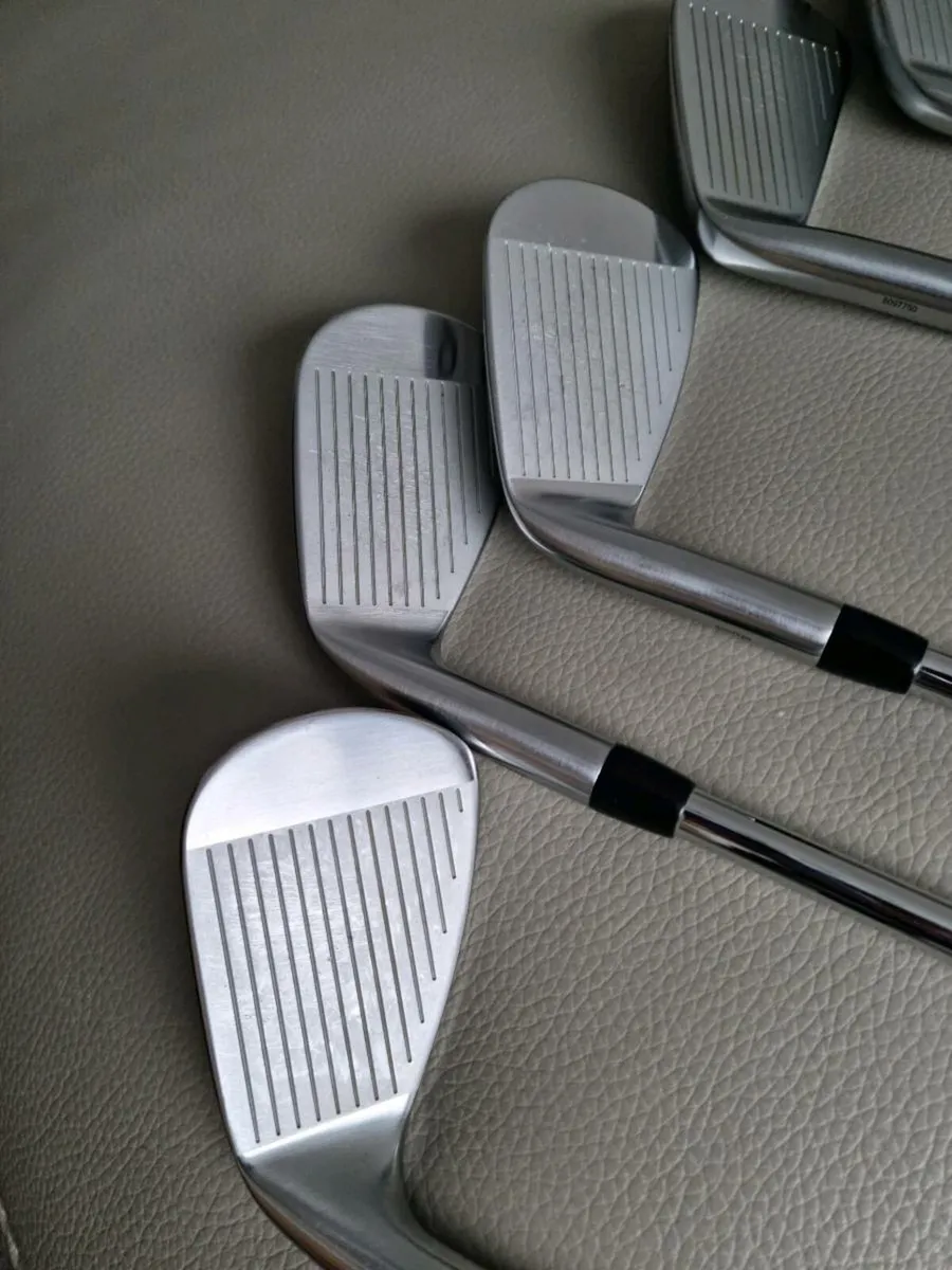 Titleist T100 5-PW T200 4i - Image 3