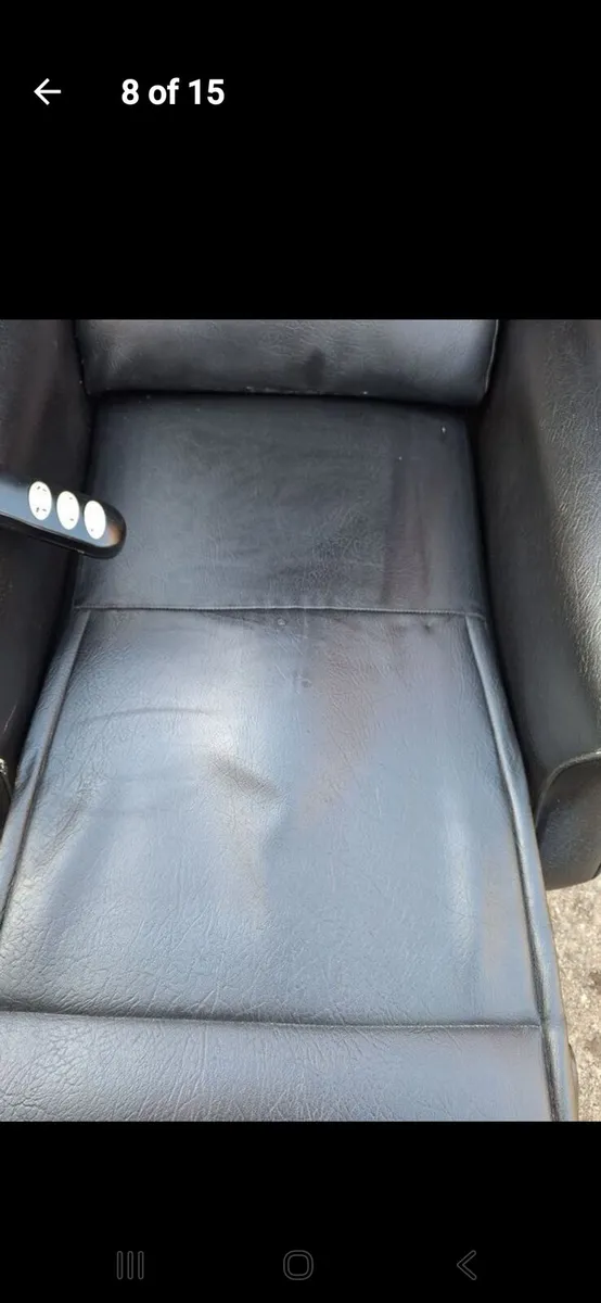 Electric riser recliner armchair - Image 4