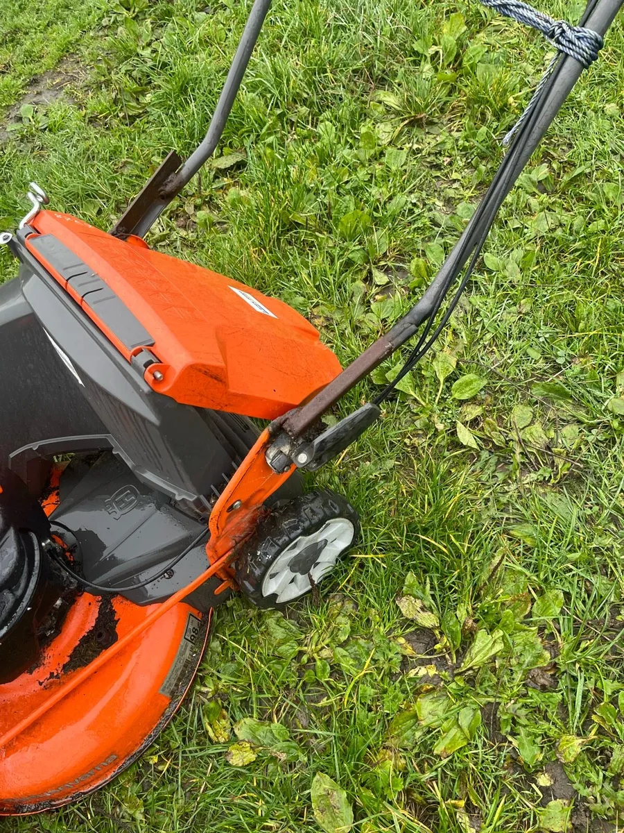 Lawnmower - Image 3