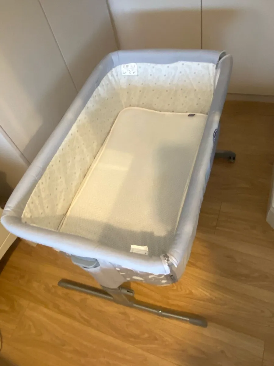 Baby side sleeper crib - Image 2