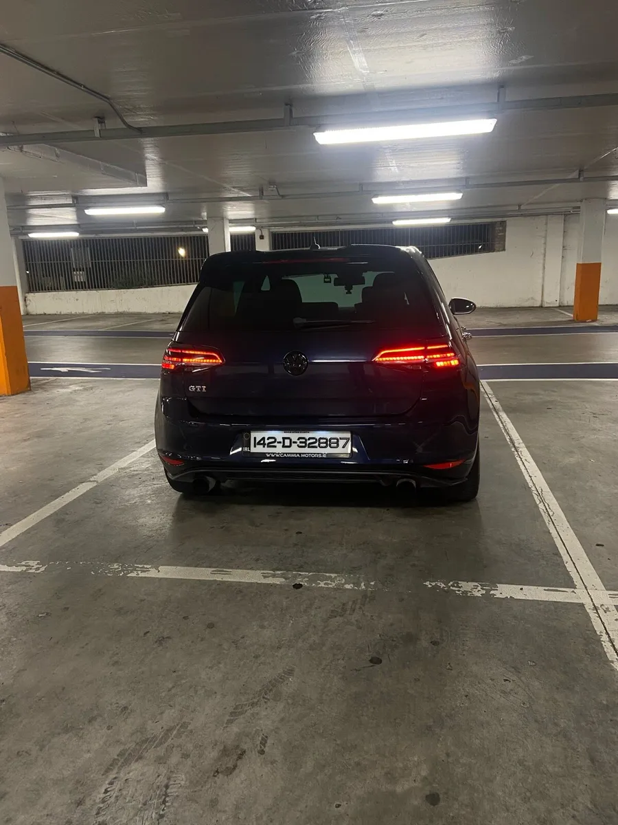 Volkswagen Golf GTI - Image 2