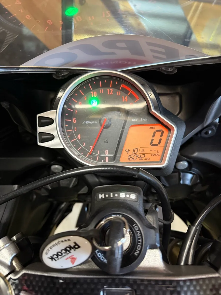 Honda Repsol Fireblade - Image 3