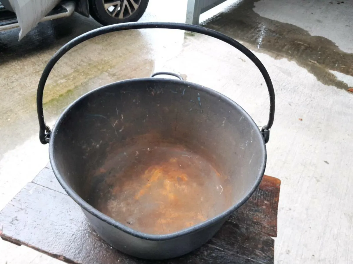 Antique  pots - Image 3