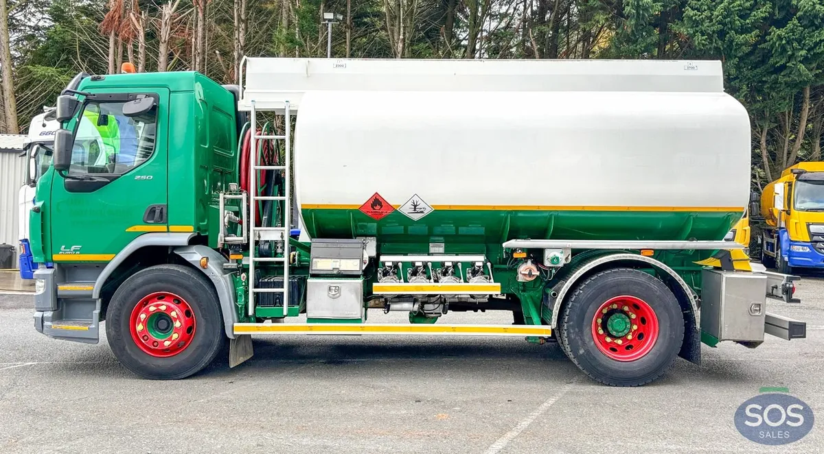 2016 DAF LF 250 FA Euro 6 Rigid Tanker - Image 2