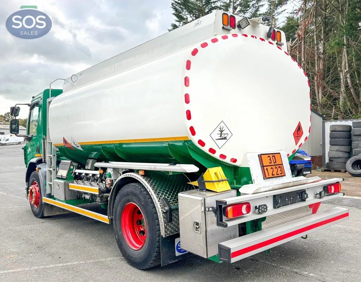 2016 DAF LF 250 FA Euro 6 Rigid Tanker - Image 4