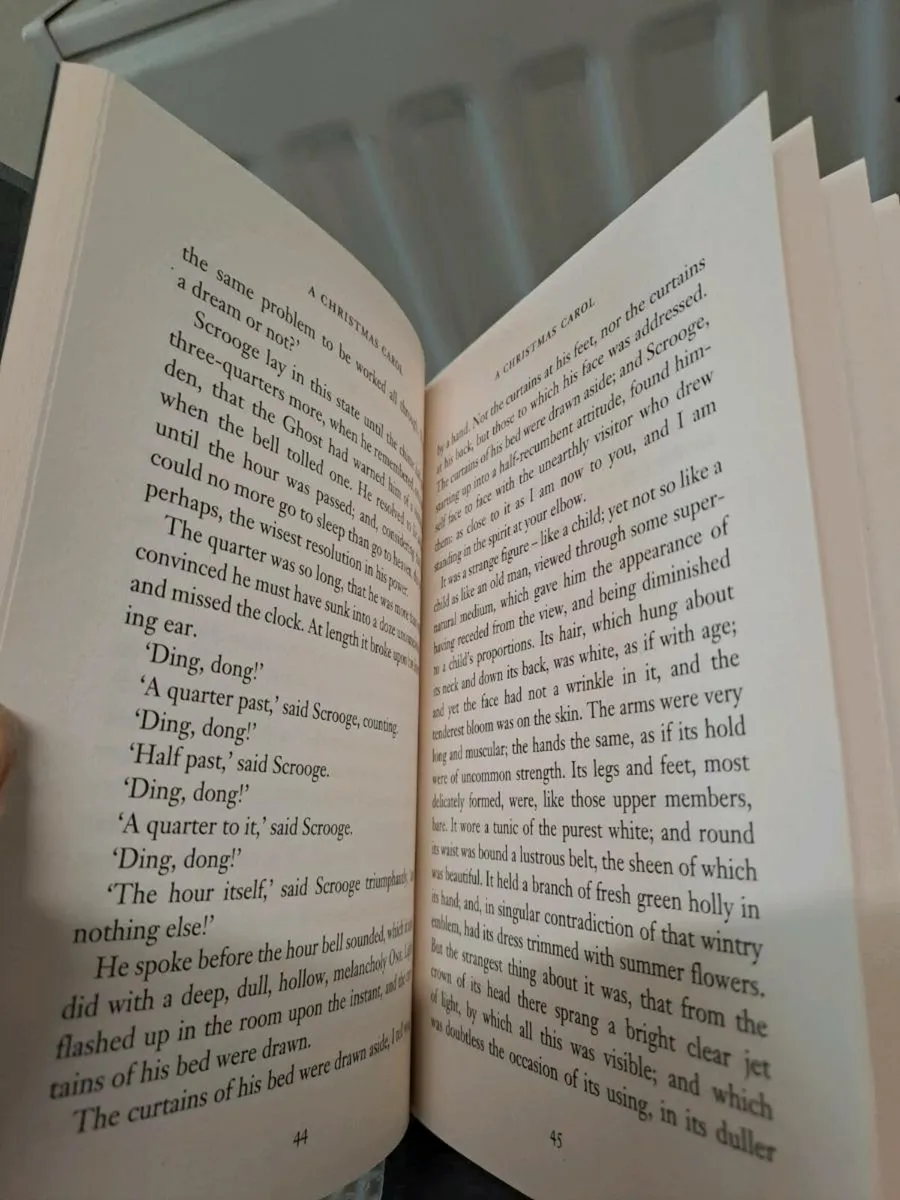 A Christmas Carol book - Image 4