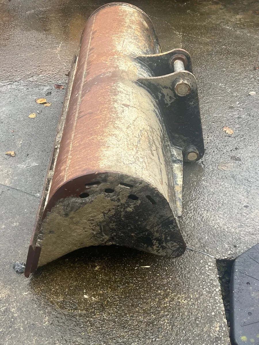 5ft Grading bucket 45mm pin - Image 2